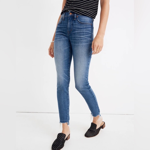 Madewell 9" High-Rise Skinny Crop Jeans: Destructed-Hem Edition - Picture 1 of 6